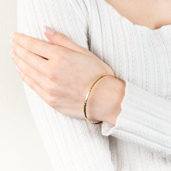 9ct Yellow Gold Diamond Cut 3.8mm Bangle