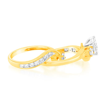 9ct Yellow Gold 2 Ring Bridal Set With 25 Diamonds Totalling 1 Carat