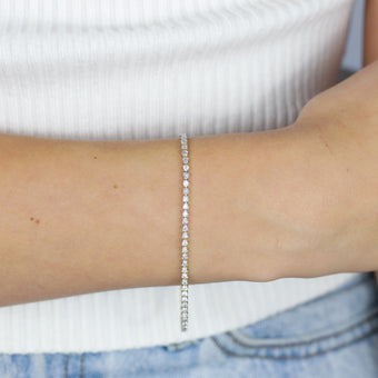2 Carat 17cm Diamond Tennis Bracelet in 10ct Yellow Gold