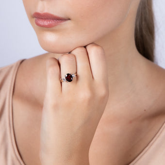 Luminesce Lab Grown 9ct Yellow Gold 0.40 Carat Diamond 2.4ct Garnet Ring