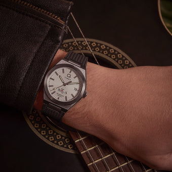 Q Timex Continental GMT TW2Y12200