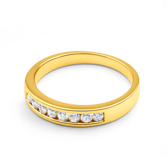 18ct Yellow Gold 1/5 Carat Diamond Ring With 8 Diamonds