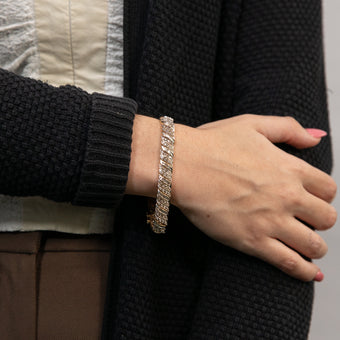 9ct Yellow Gold 5 Carat Diamond 18.5cm Bracelet with Brilliants and Baguettes