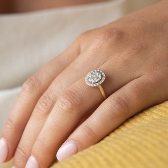 Flawless 1/2 carat 9ct Oval Yellow & White Gold Diamond Ring