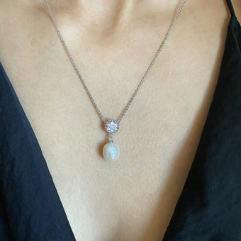 Sterling Silver Freshwater Pearl 8.5-9mm & Zirconia Pendant