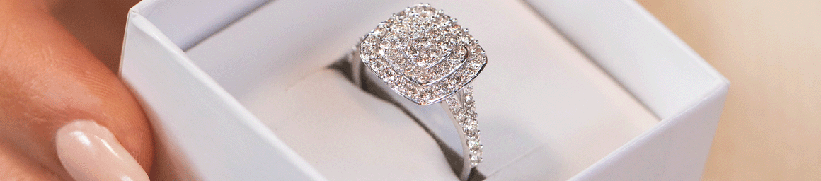 Cluster Engagement Rings