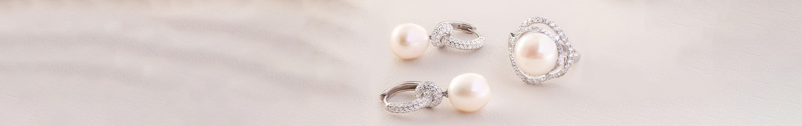 Pearl jewellery