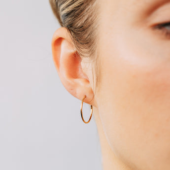 9ct Yellow Gold Plain 16mm Sleeper Earrings