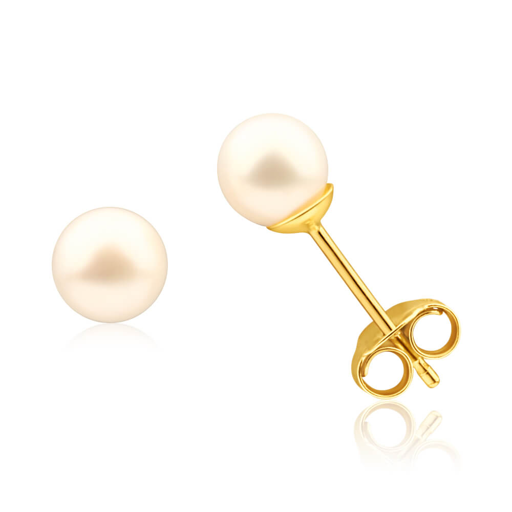 Women Gold & Pearl Studed Earing