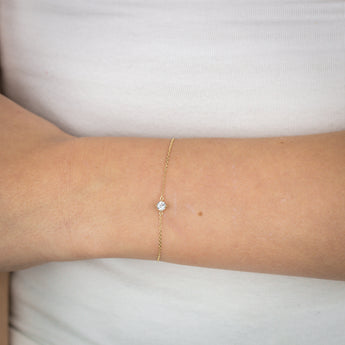 0.30 Carat White Topaz Adjustable Bracelet 17cm in 9ct Yellow Gold