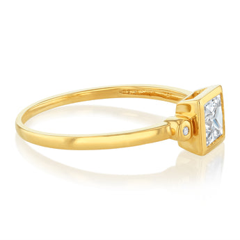 Cubic Zirconia in 9ct Yellow Gold