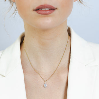 Zirconia Circle Pendant in 9ct Yellow Gold