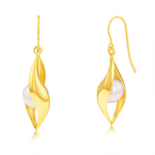 Load image into Gallery viewer, 9ct Yellow Gold Silver-filled Fresh Water Pearl Drop Earrings