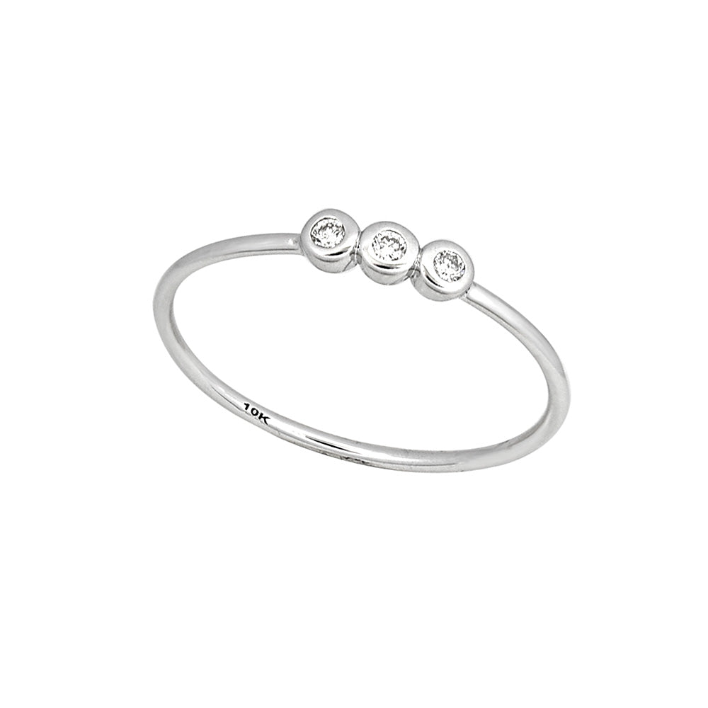 9ct White Gold Diamond Trilogy with 3 Brilliant Diamonds Grahams