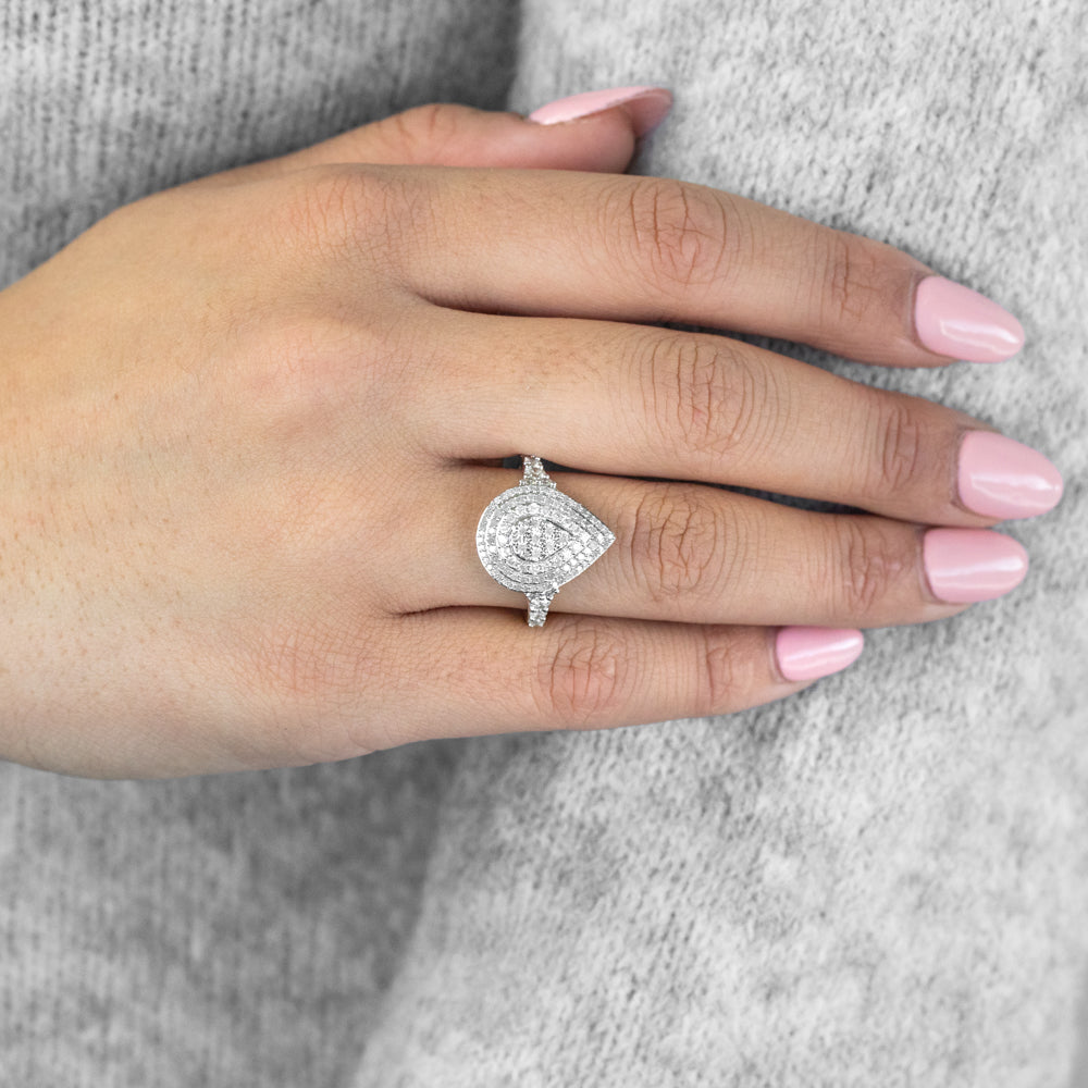 1 carat on sale pear diamond ring