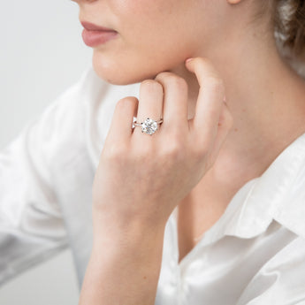 Luminesce Lab Grown 4Carat Certified Diamond Solitaire Ring in 18ct White Gold