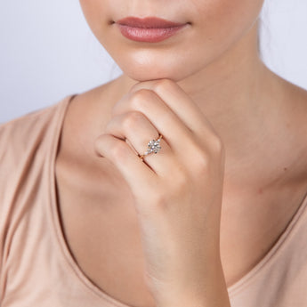 Luminesce Lab Grown 18ct Yellow Gold 1.10 Carat Diamond Solitaire Ring with 1 Carat Oval Center Diamond