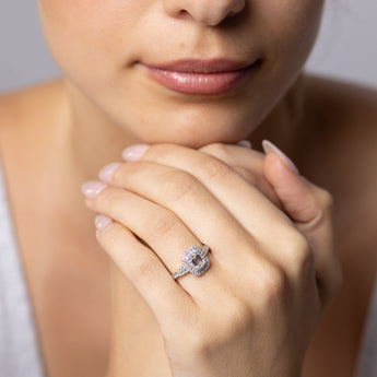 Luminesce Lab Grown 1 Carat Diamond Halo Solitaire Ring Emerald Centre Diamond in 9ct Yellow Gold
