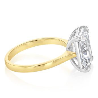 Luminesce Lab Grown 4 Carats Certified Radiant Diamond Solitaire Ring in 18ct Yellow Gold