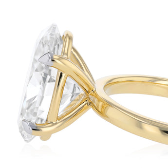 Luminesce Lab Grown 5 Carat Diamond Oval Solitaire in 9ct yellow Gold