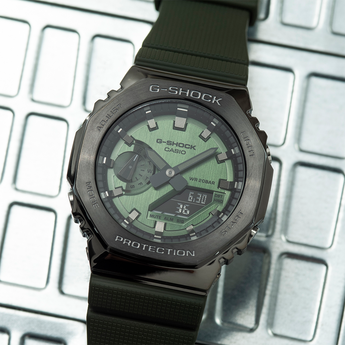 G-Shock GM2100B-3A Green Metal Covered 'CasiOak'– Grahams Jewellers