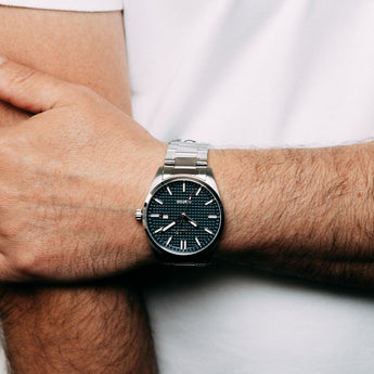 Jag Quartz J2984A