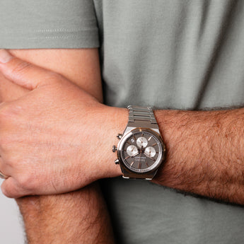 Seiko Essentials HGK002P Chronograph