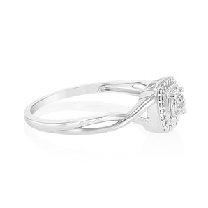 2 Points Diamond Ring with 7 Brilliant Cut Diamonds in Sterling Silver