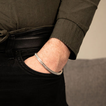Sterling Silver Fox Tail Flat 21cm Bracelet