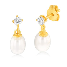 Load image into Gallery viewer, Sterling Silver Gold Plated Fresh Water Pearl Stud Earrings