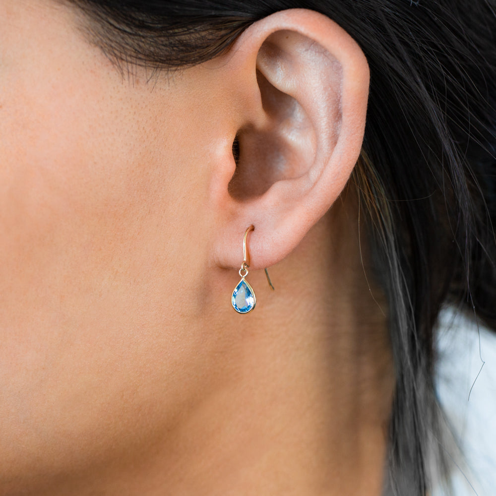 9ct Alluring Yellow Gold Blue Topaz Drop Earrings Grahams Jewellers