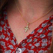 Load image into Gallery viewer, 9ct Yellow Gold Cross Pendant