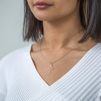 9ct Yellow Gold Cross Pendant