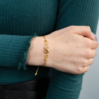 9ct Yellow Gold Knot Adjustable 23.5cm Bracelet