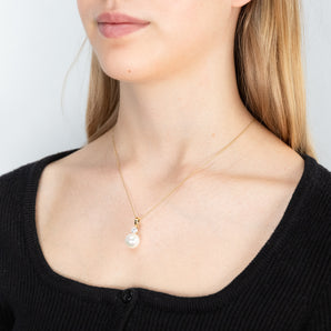 9ct Alluring Yellow Gold Cubic Zirconia and 12mm Simulated Pearl Pendant