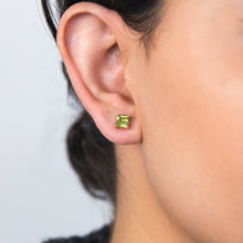 Load image into Gallery viewer, 9ct Yellow Gold Peridot Square Studs