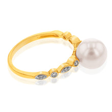 Load image into Gallery viewer, 9ct Yellow Gold Freshwater Pearl and Diamond Ring