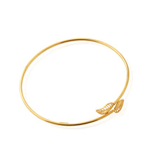 Load image into Gallery viewer, 9ct Gold Silverfilled Leaf Bangle