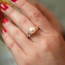 Load image into Gallery viewer, 9ct Yellow Gold Freshwater Pearl and Leaf Pattern Diamond Ring