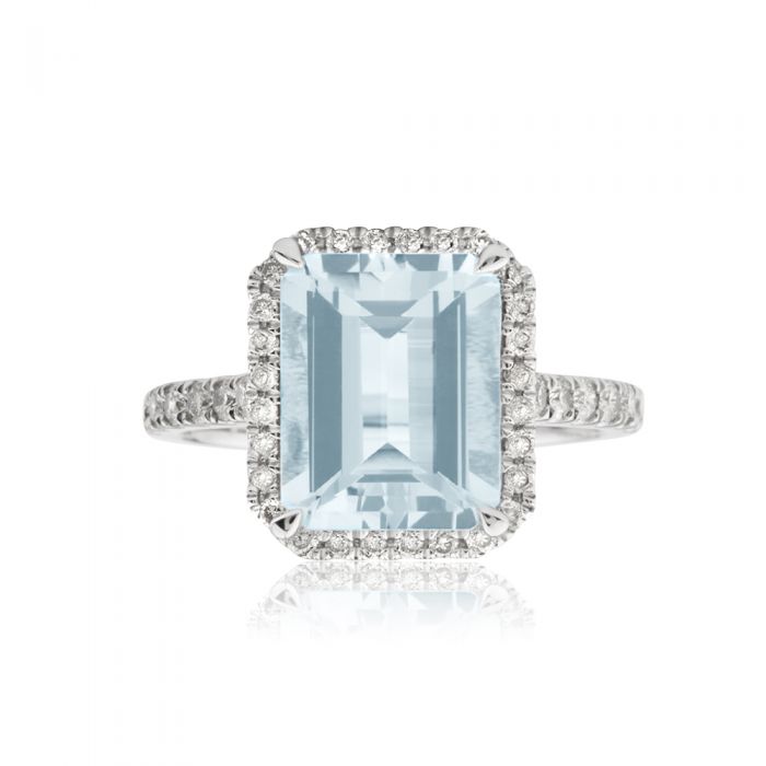 9ct White Gold 2.40ct Aquamarine and 0.36ct Diamond Ring