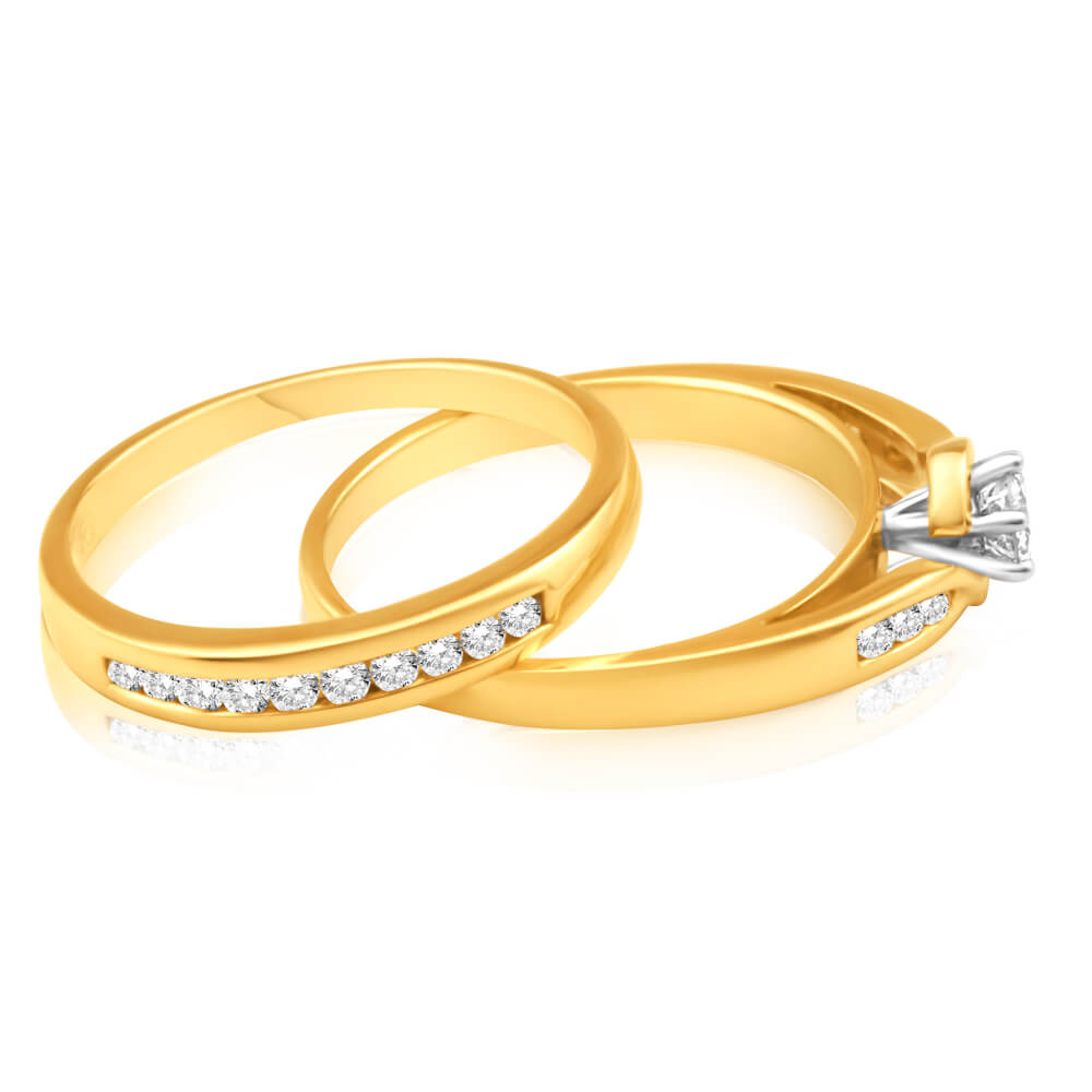 9ct Yellow Gold 2 Ring Bridal Set With 16 Diamonds Totalling 0.5 Carats