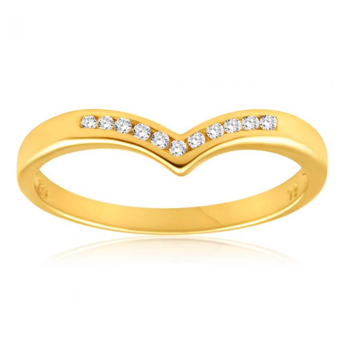 9ct Yellow Gold Diamond Ring Set with 11 Brilliant Diamonds