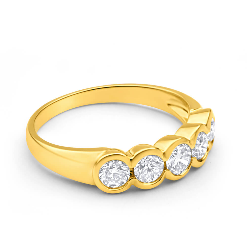 18ct Yellow Gold Ring With 1 Carat Of Bezel Set Diamonds