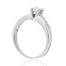 Load image into Gallery viewer, 18ct White Gold Ring WIth 0.55 Carats Of Diamonds