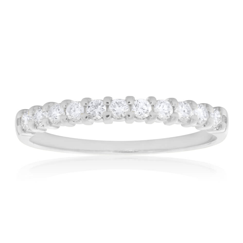 18ct White Gold Ring With 0.25 Carats Of Diamonds