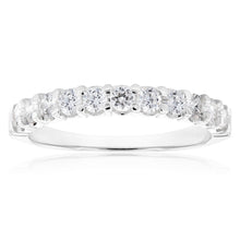 Load image into Gallery viewer, 18ct White Gold Ring With 1/2 Carat Diamonds