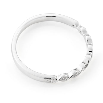 9ct White Gold Diamond Ring with  9 Brilliant Diamonds