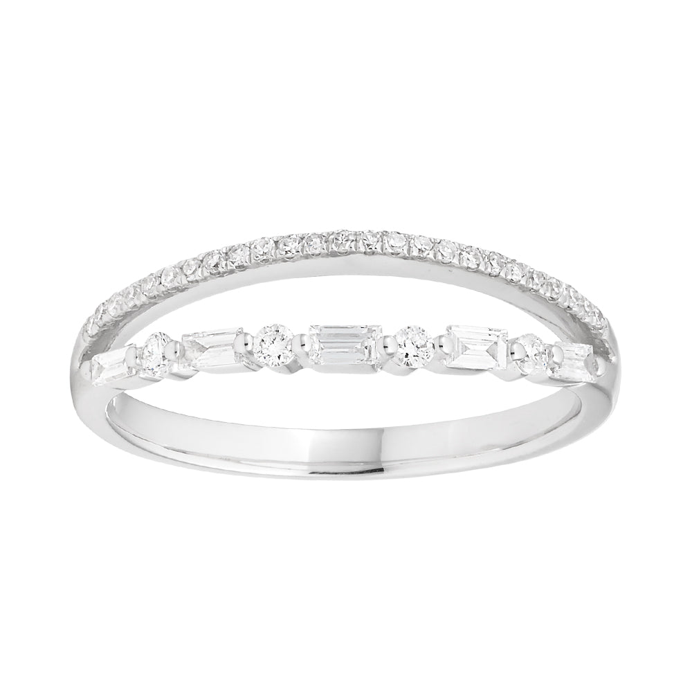9ct White Gold Ring with 1/4 Carat of Brilliant and Baguette Diamonds