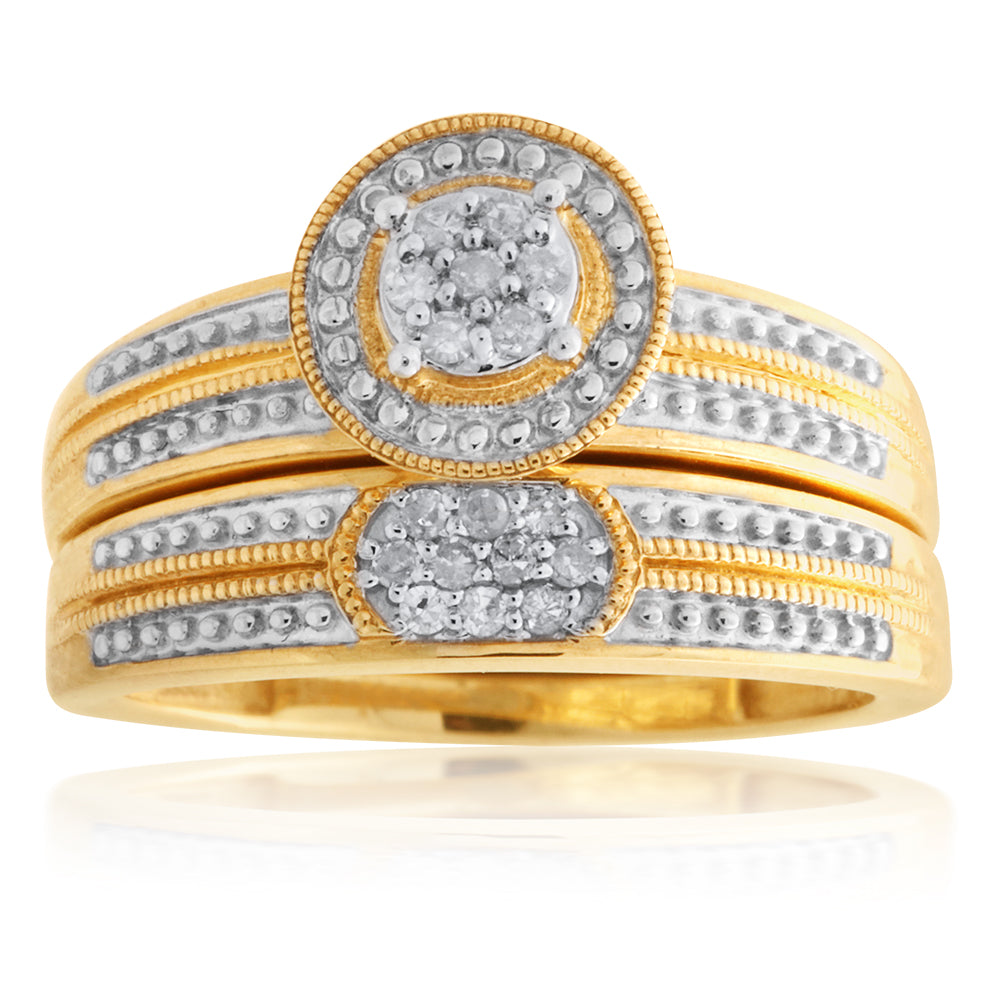 9ct Yellow Gold 2-Ring Diamond Bridal set with 17 Diamonds