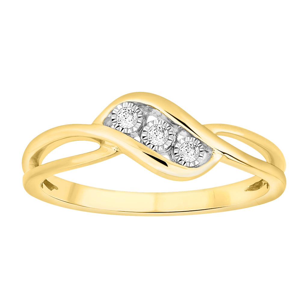 9ct Yellow Gold Diamond Trilogy Ring with 3 Briliiant Diamonds